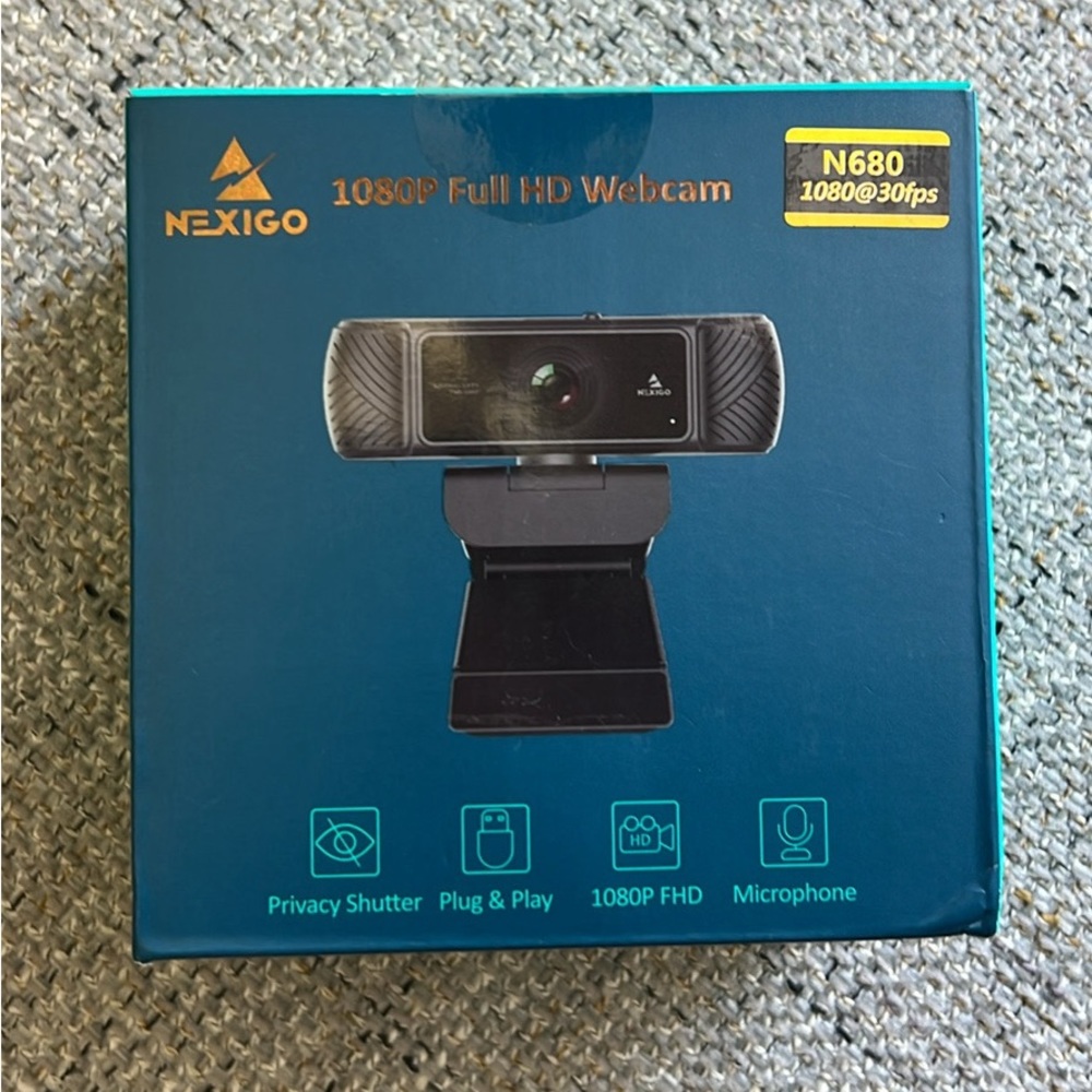 BNWT NexiGo N680 business webcam has a 1080P FHD resolution
